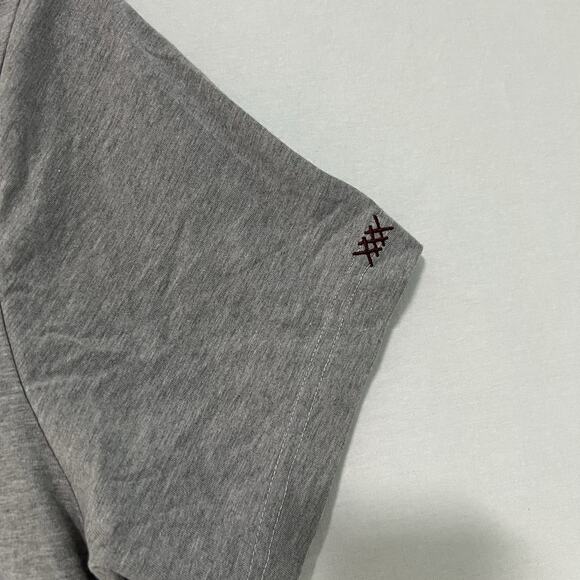 Rhone Men's V-Neck Tee T-Shirt Size Medium Gray Pima Cotton Peru - Picture 3 of 10